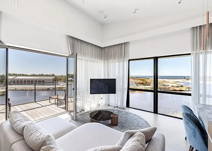 Appartamento 2-bedr Exclusive Sea Views @sventosios Vartai *